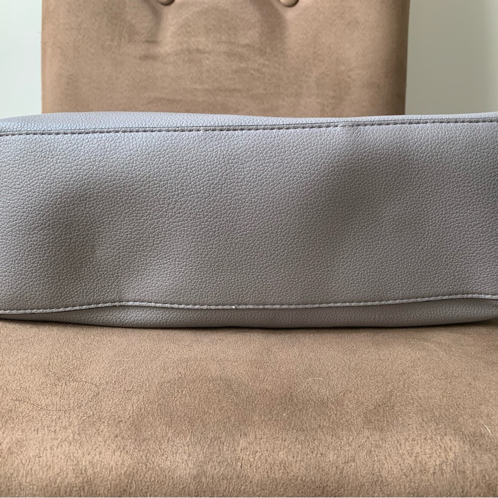 VICTORIA’S SECRET SHOULDER/HAND CURVE BAG - Picture 6 of 8